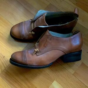 Freebird by Steven - Mabel